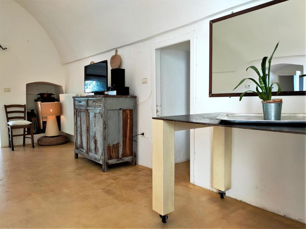 La Rudda Di Casa Camilla Journey Apartment Specchia Luaran gambar